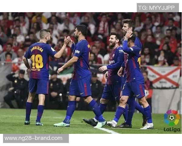 国王杯精彩对决曼联逆转多特蒙德五球狂胜全场沸腾