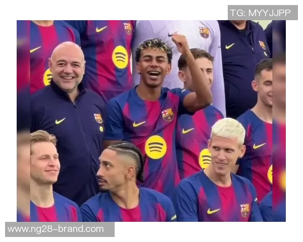 世界杯惊现冷门巴萨与波尔图战成平局引发转会传闻热潮