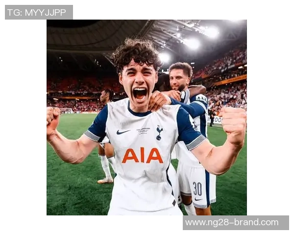 欧联杯惊喜时刻那不勒斯小胜热刺战术解析与精彩回顾