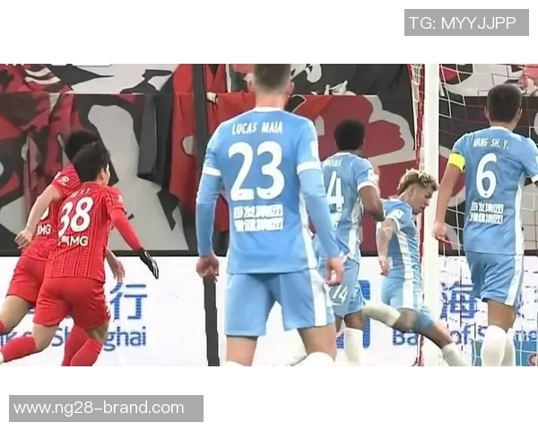 中超赛场惊现冷门切尔西大胜尤文图斯红牌事件引发全场热议