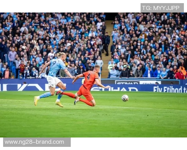 足总杯曼联大胜曼城五球狂潮神扑时刻点燃全场激情